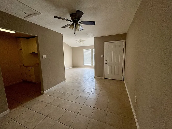 1014 Graham Dr #I3-1 — Photo 5