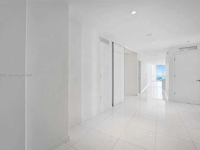 851 NE 1st Ave #4001S — Photo 3