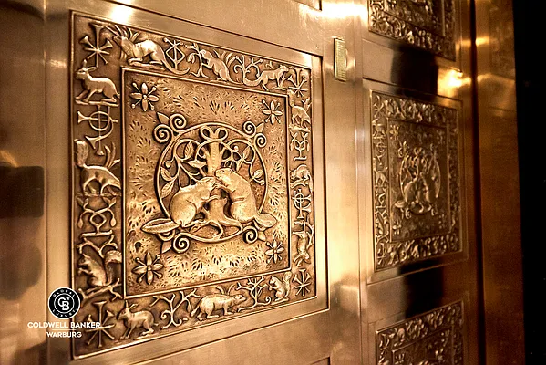 Rented by Coldwell Banker Warburg | media 12