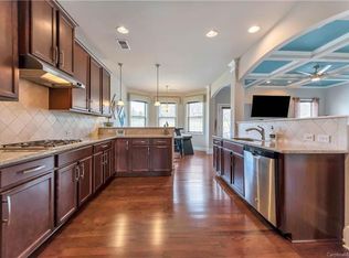 8104 Grahamson Ln, Charlotte, NC 28269