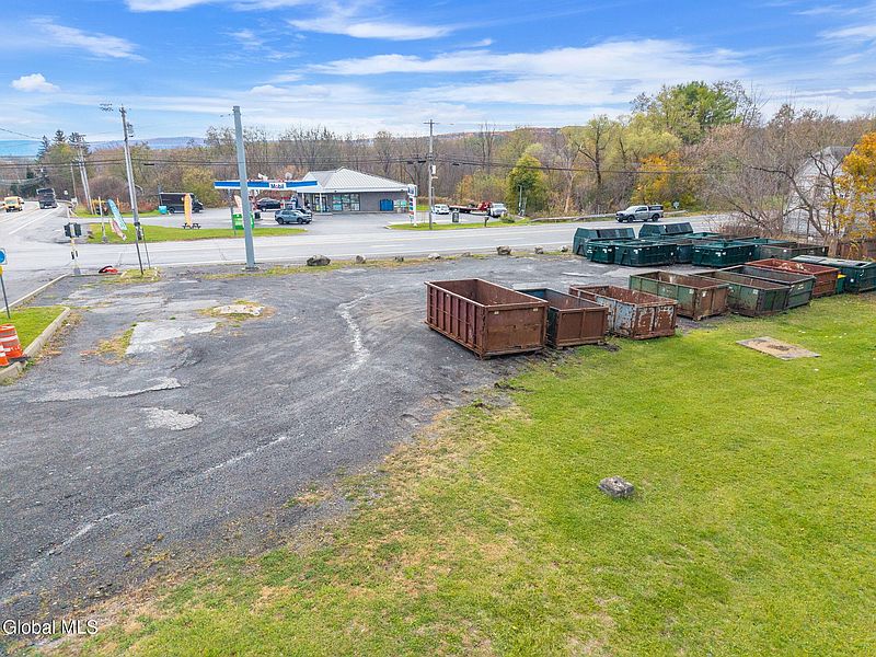 4th image of 3577 Highway Route 20