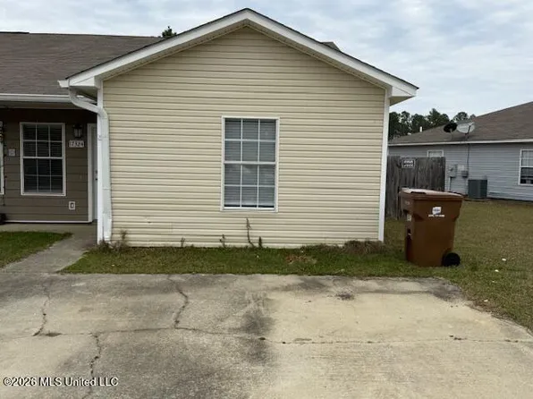 17324 Avondale Cir, Diberville, MS 39540