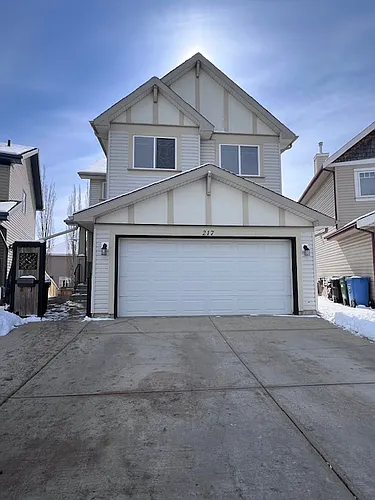 217 Copperfield Mnr SE Photo 1