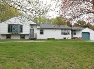 19 Old Auburn Rd, Derry, NH 03038