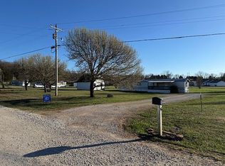 56 Ater Heights Rd, Irvington, KY 40146