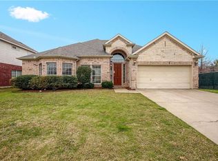 1311 Belleview Dr, Mansfield, TX 76063