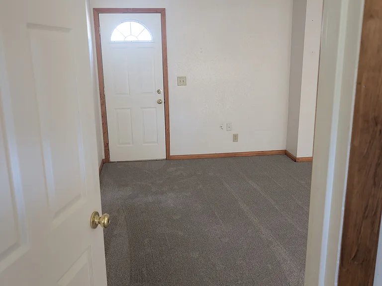 1736 S 13th St — Photo 5
