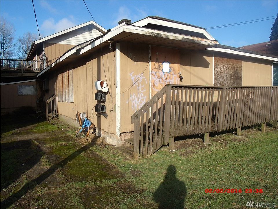 1st image of 811 N 1st Ave