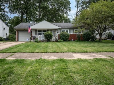 2622 Heather Ln NW, Warren, OH, 44485