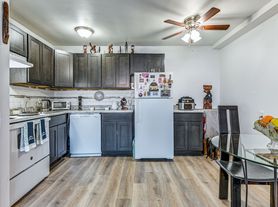 Oak Ridge Apartments