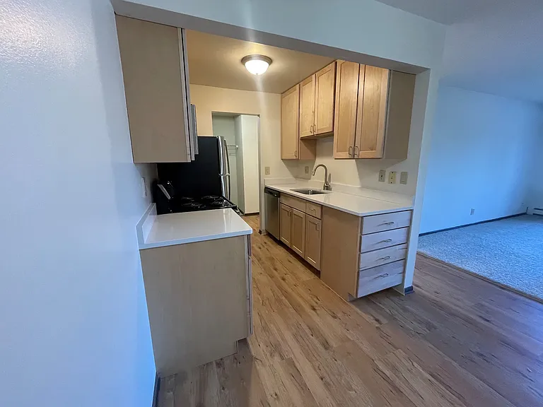 The Concord Apartments — Photo 11