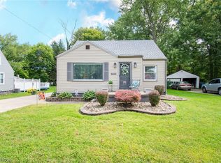 166 Iroquois St, Struthers, OH