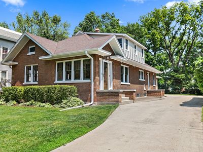 610 S 3rd St, Dekalb, IL, 60115