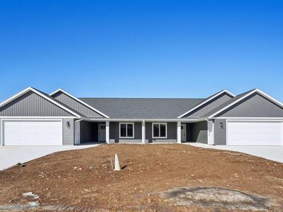 515 Raybern COURT #7, Random Lake, WI, 53075