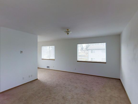2nd image of 1342 NW Falls Creek Loop Unit 202