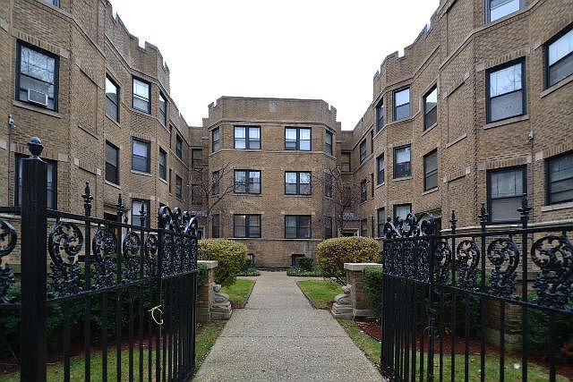 1st image of 622 W Stratford Pl #S4