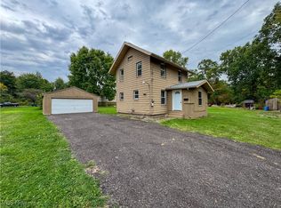 2957 Greenfield Ave, Mc Donald, OH 44437