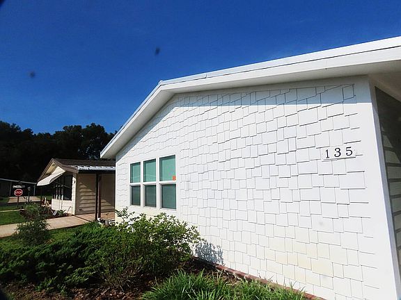 2nd image of 135 Oak Ln