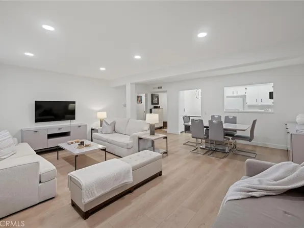 4700 Natick Ave Unit 204, Sherman Oaks, CA 91403