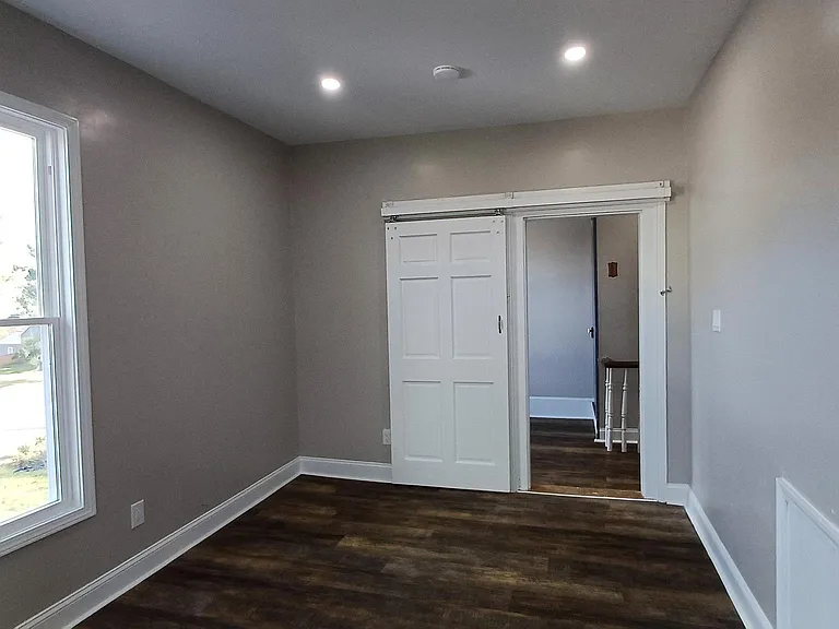 9014 Sudley Rd — Photo 23