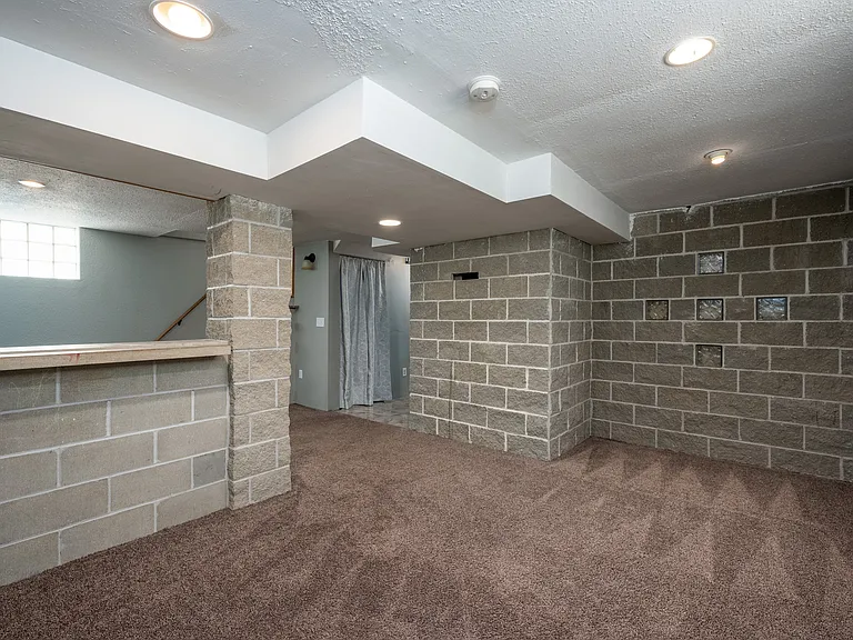 1327 3rd Ave SW — Photo 30