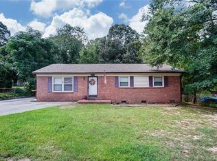 1107 Larkspur Ln, Dallas, NC 28034