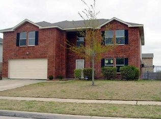 2155 Dayton Ln, Grand Prairie, TX 75052
