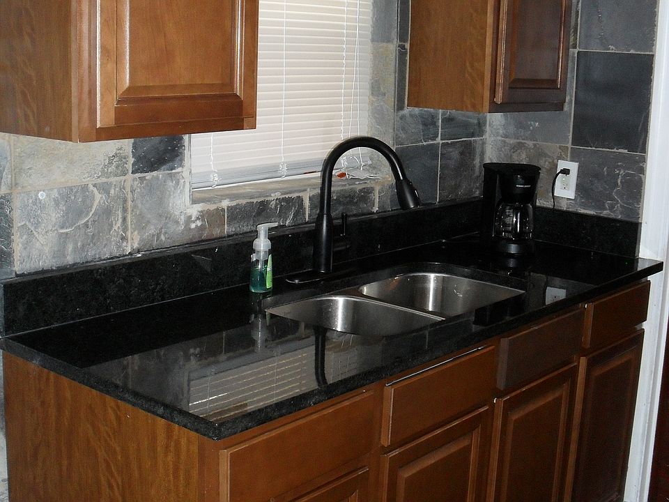 Granite Tile and Flooring