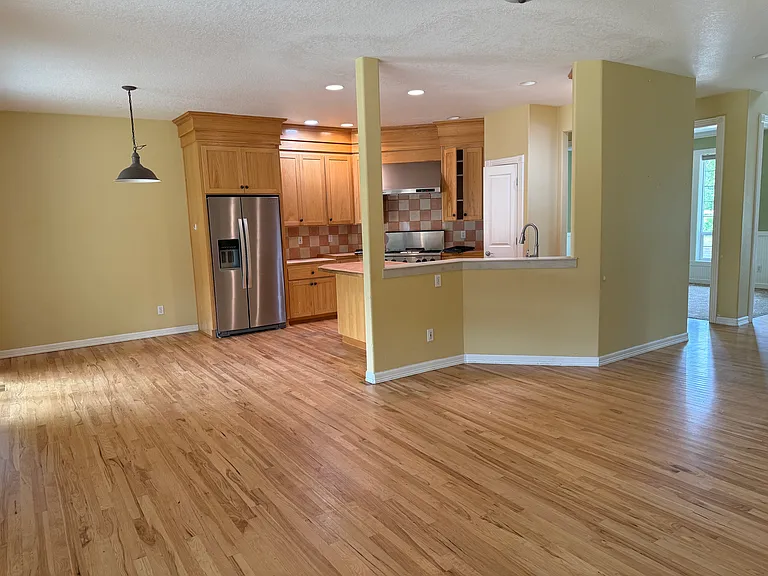 3228 N Main St — Photo 7