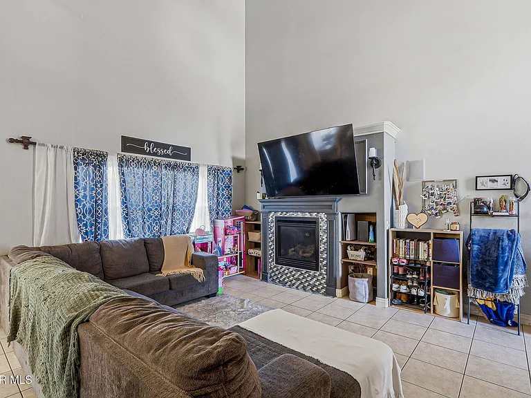11620 Saint Thomas Way — Photo 6