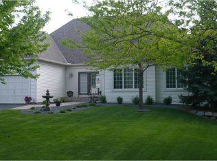 17225 33rd Ave N, Plymouth, MN 55447