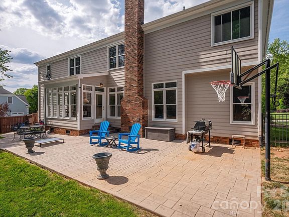 5th image of 10900 E Jordan Rae Ln