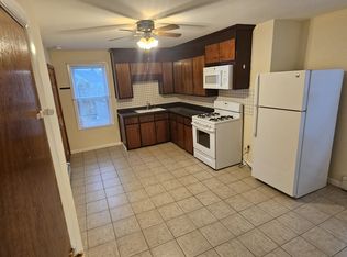 60 Cottage St #2, Fall River, MA 02721