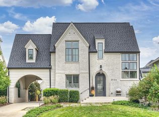 3126 Cramer Pond Dr, Charlotte, NC 28205