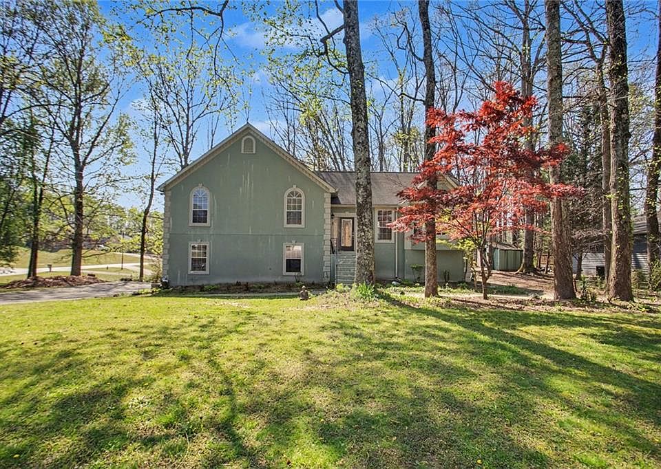 1st image of 1943 Oakleaf Ct