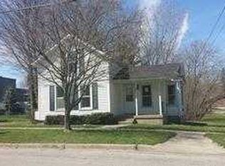 131 Lake St N, Caledonia, MI 49316