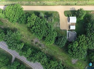 48405 267th St, Valley Springs, SD 57068