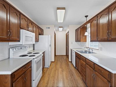 16611 E 53rd St S, Independence, MO, 64055