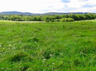 2008 Little Georgetown Rd, Hedgesville, WV 25427