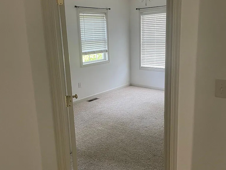 1364 S Cobble Creek Cir — Photo 10