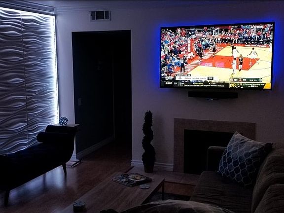 4th image of 2406 B St APT 2C