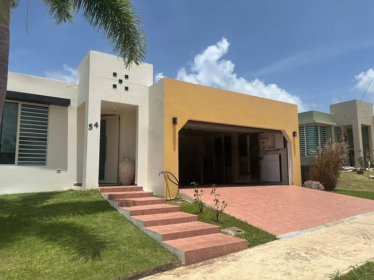 F93 Urb Praderas De Morovis Sur — Photo 1