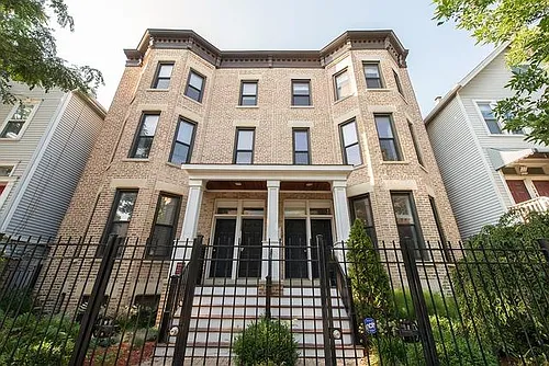 1252 W Diversey Pkwy #2 Photo 1