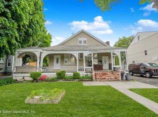 68 Davis Ave, Staten Island, NY 10310