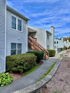 53 Upper Valley Drive #53, New Milford, CT, 06776