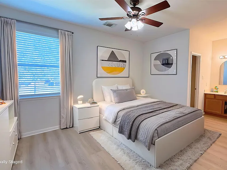 8610 Rising Oak Ln — Photo 7