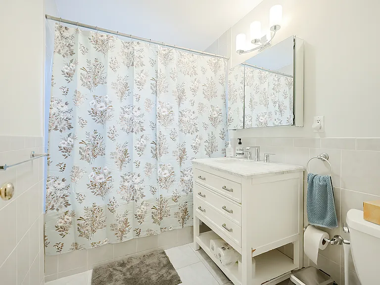 51 Whitten St #3 — Photo 18