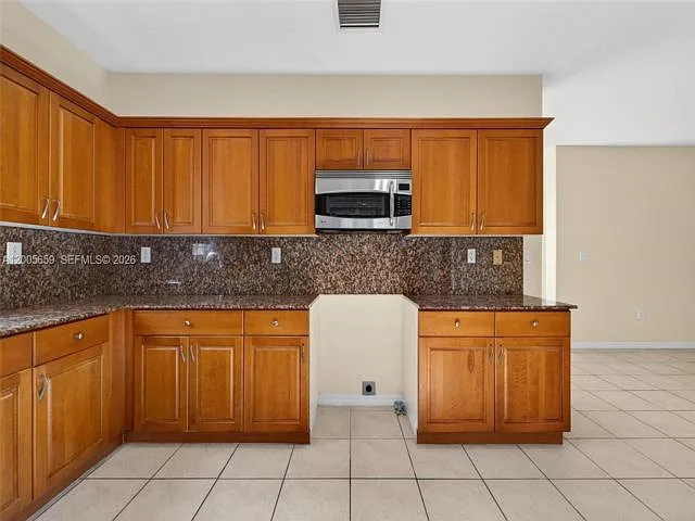 8903 SW 206th St — Photo 12