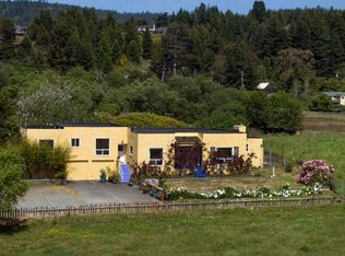 1982 Old Arcata Rd, Bayside, CA 95524