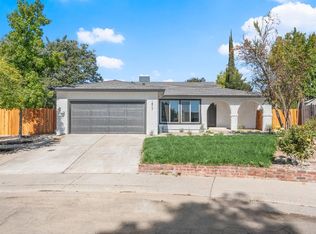 1817 Saint Ann Ct, Carmichael, CA 95608